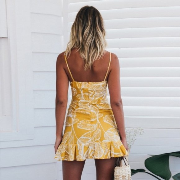 ( SALE ) YELLOW LEAF PRINT MINIDRESS - Picture 2 of 3